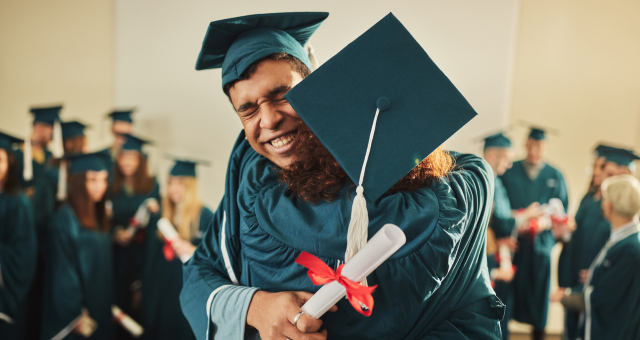 How Do I Choose a Topic and Structure a Dissertation?