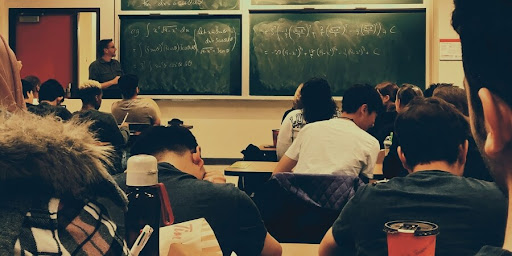 How to Start Your College Essay with a Strong and Memorable Opening