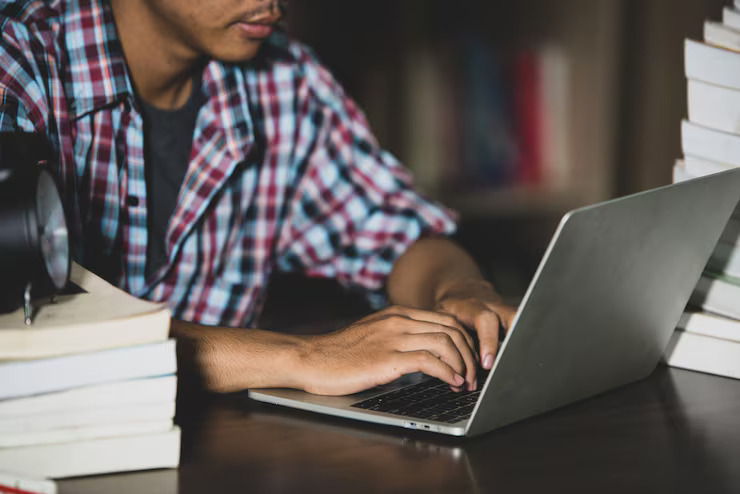 How do I make a rhetorical essay more analytical?